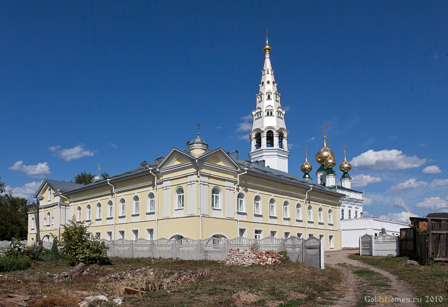 Приволжск,Никольский женский монастырь 1998г
