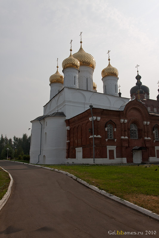 Кострома,Богоявленско-Анастасьинский женский монастырь 1426г,Собор Богоявления Господня 1565г