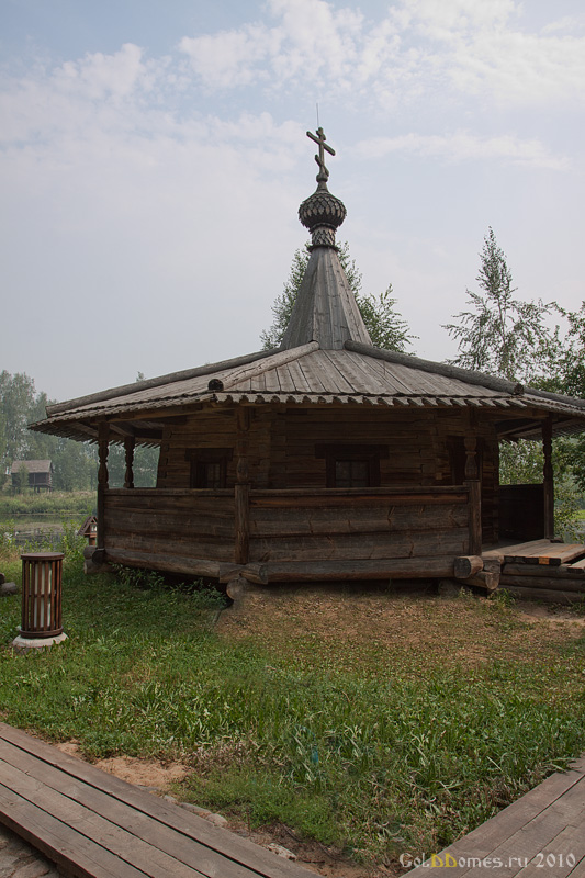 Кострома,Музей деревянного зодчества,Часовня из д. Большое Токарево 1725г