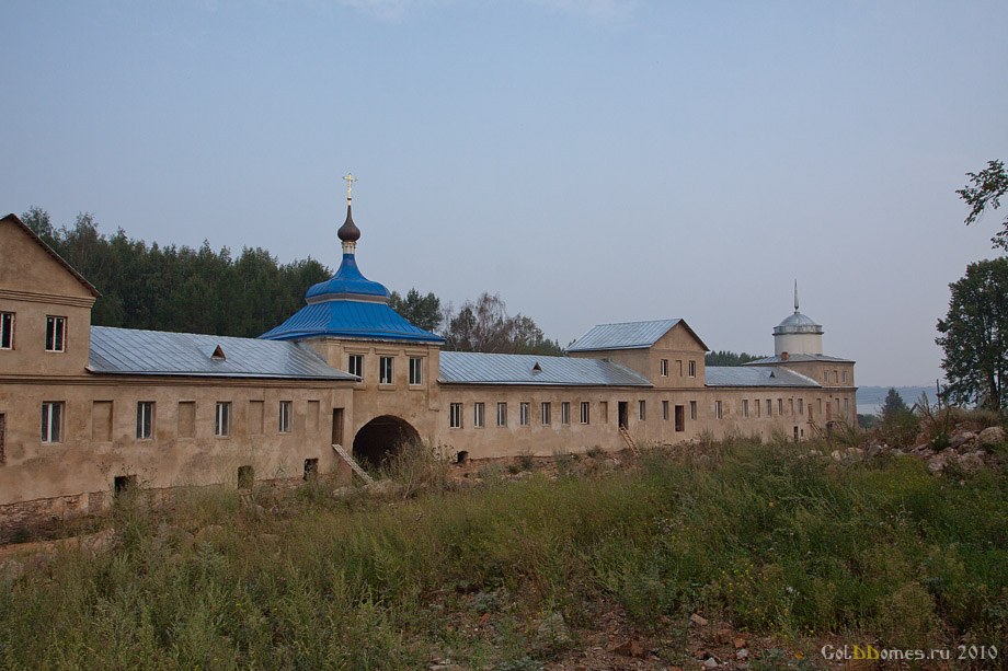 пос.Некрасовское,Николо-Бабаевский мужской монастырь