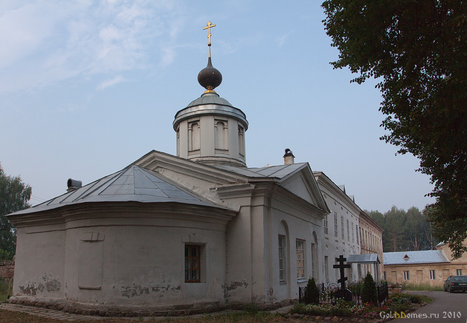 пос.Некрасовское,Николо-Бабаевский мужской монастырь,Церковь Иоанна Златоуста 1819г